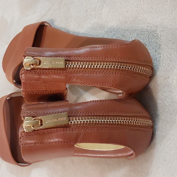 MICHAEL Michael Kors Ava sandals in Tan leather GoldnZipper Womens 8.5 M - Picture 7 of 10